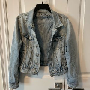 ARITZIA- Talula Cropped Jean Jacket